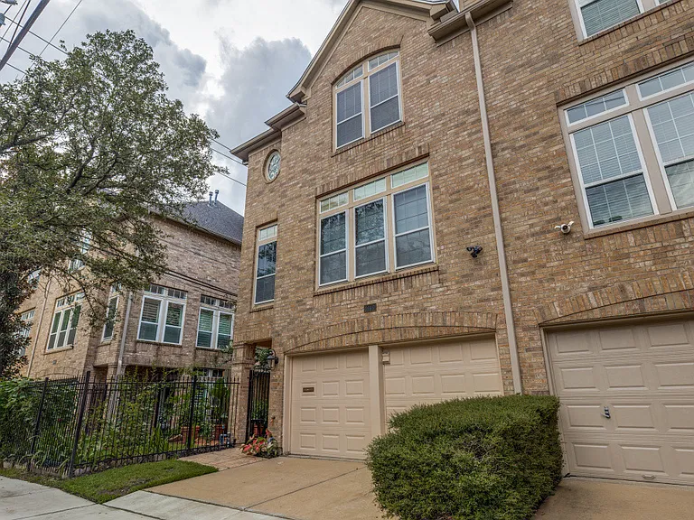 4110 Woodhead St — Photo 15