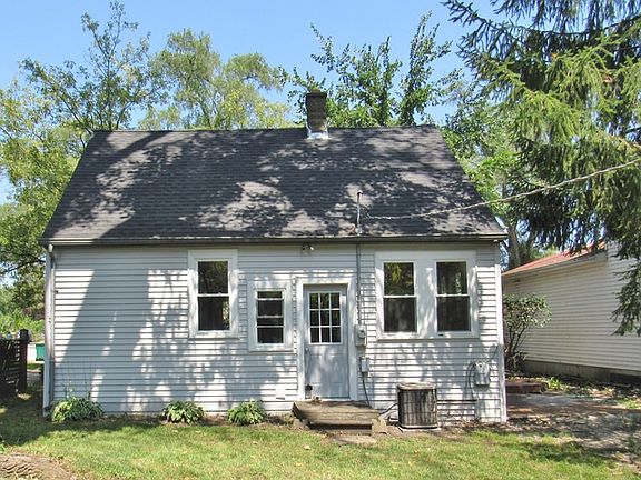 2nd image of 107 Ferndale Dr