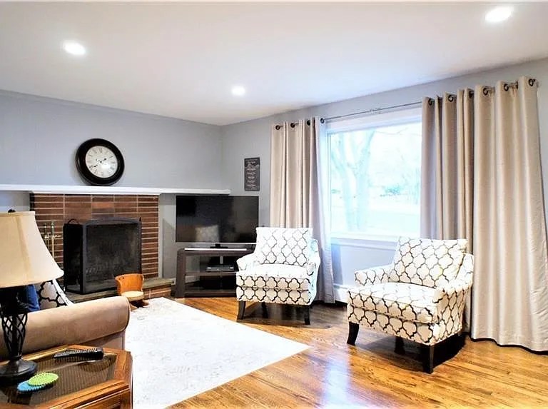 26 Lenox Ave #1 — Photo 8