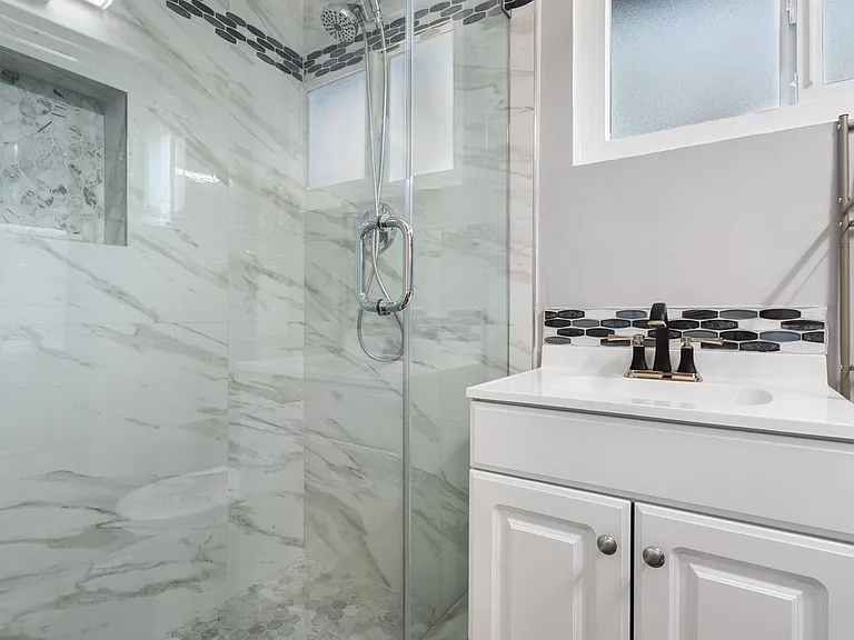 103 N Hayworth Ave #4 — Photo 12
