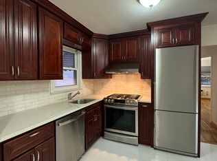 69-25 75th St #1, Middle Village, NY 11379