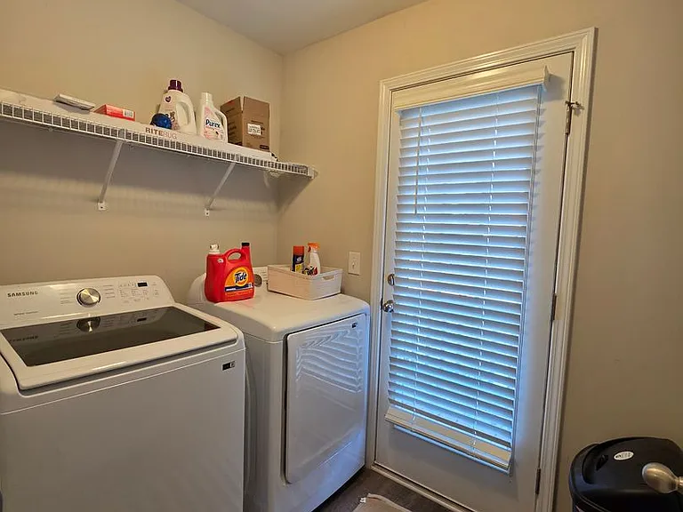 147 Niblick Dr — Photo 14