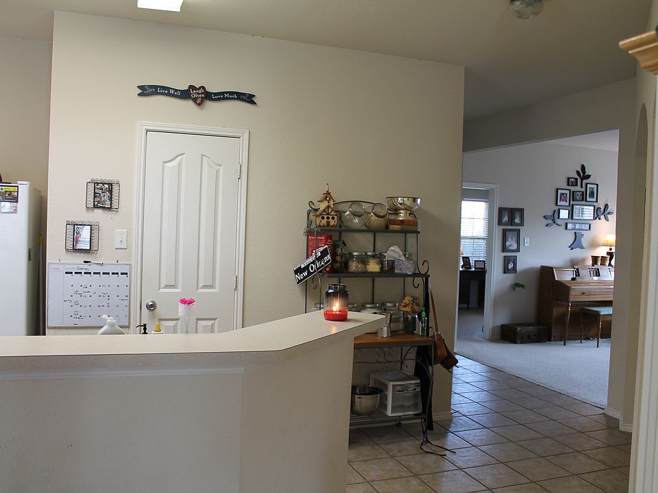 1st image of 1421 Carrigan Ln