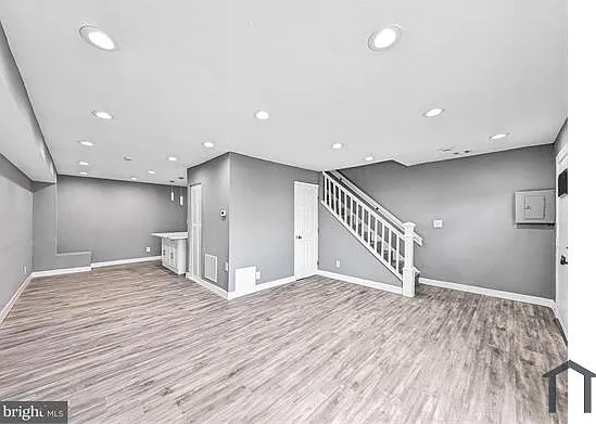 2240 15th St NE — Photo 4