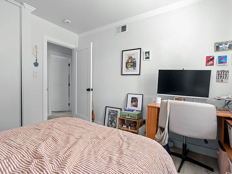 4838 Mount Saint Helens Dr — Photo 20