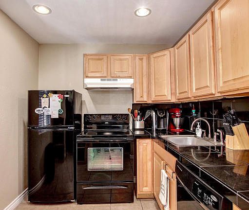 4th image of 4354 N 82nd St Unit 254