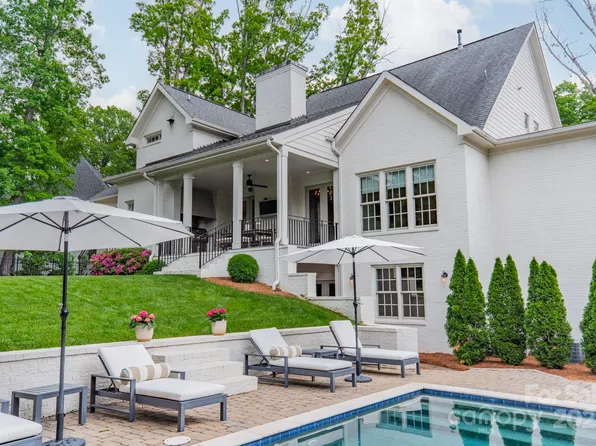 331 Anthony Cir, Charlotte, NC 28211