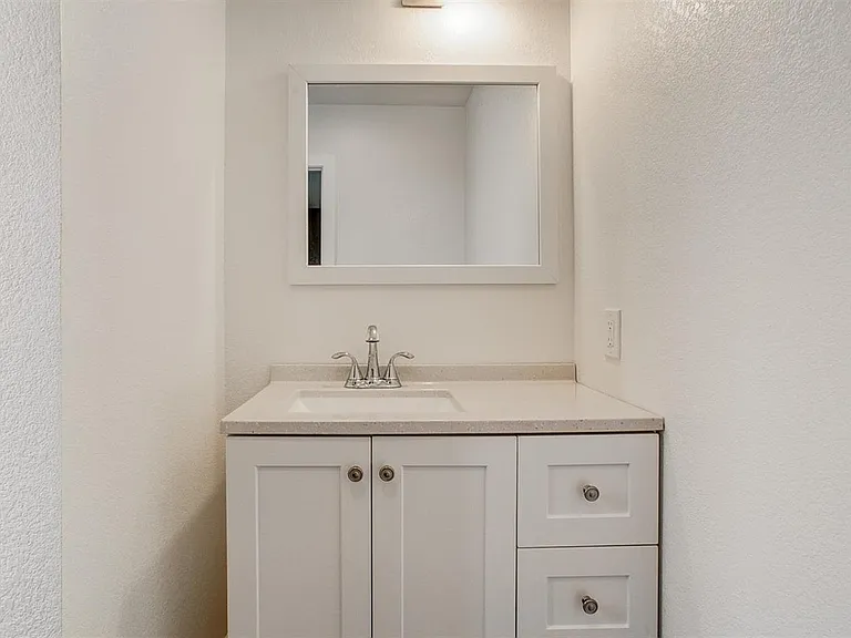 2482 E Scotts Ave — Photo 4
