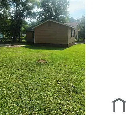 3833 Warner Ave — Photo 11