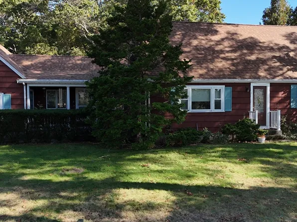 6 Irene Ave, Wareham, MA 02571