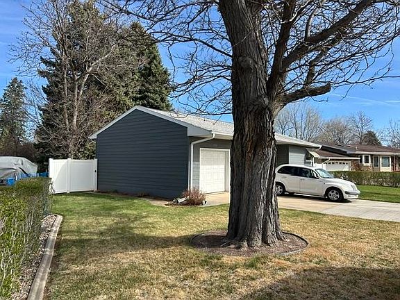 3rd image of 3936 Jackson Blvd
