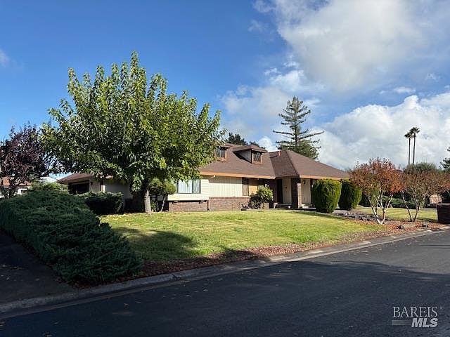 1st image of 255 Tamara Way