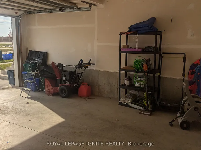 270 Sweet Gale St — Photo 50
