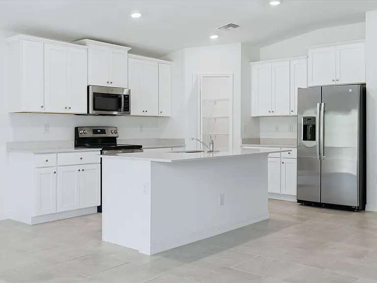 3911 Treasure Oak Way — Photo 13