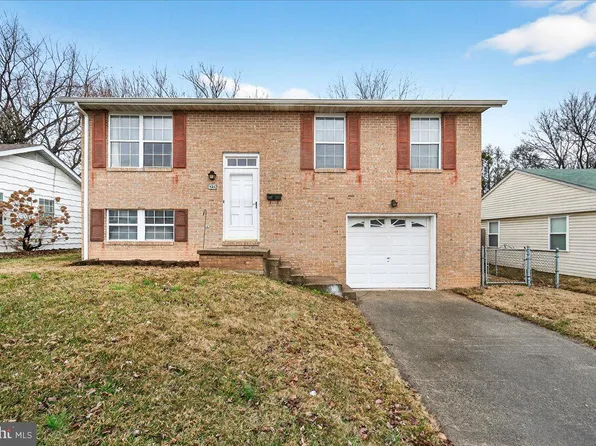 423 Banksia Dr, Frederick, MD 21701