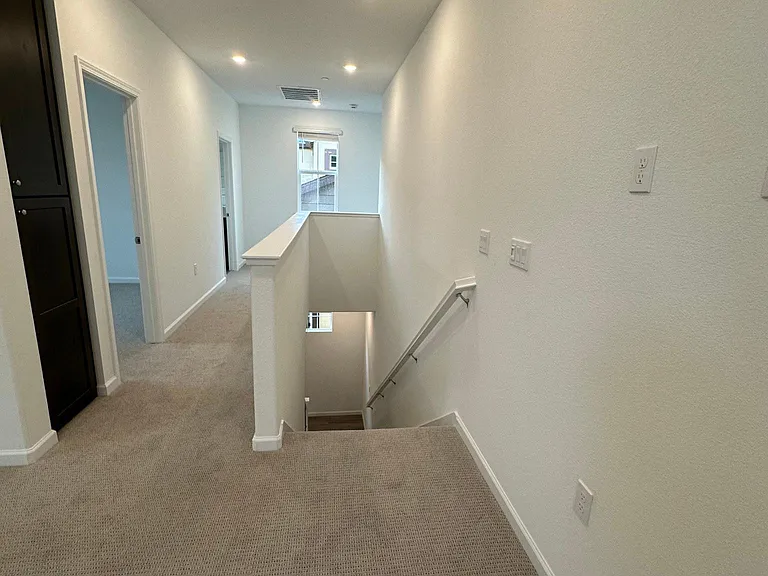 1667 Pena Ln — Photo 19