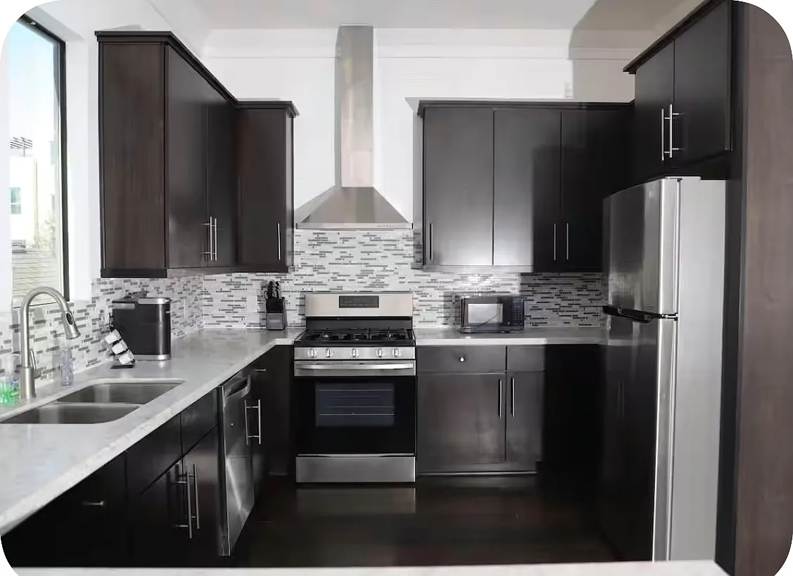 3 bed, 2088 sqft, $3,200 — Photo 4