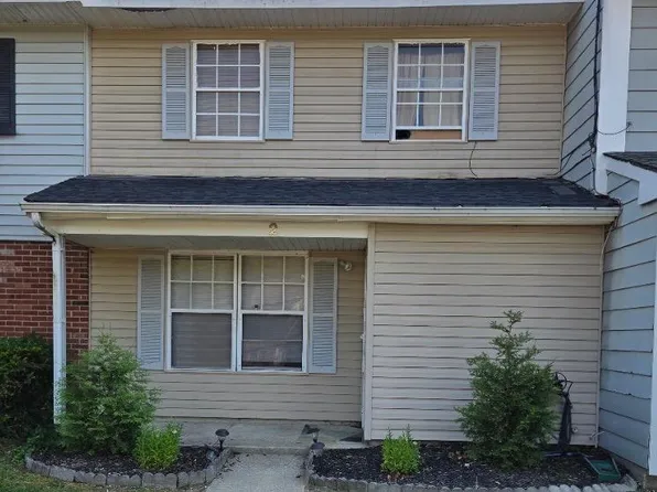 2 Vernon Ct, Sicklerville, NJ 08081
