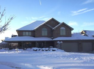 21546 Meadow Lark Ct, Frankfort, IL 60423