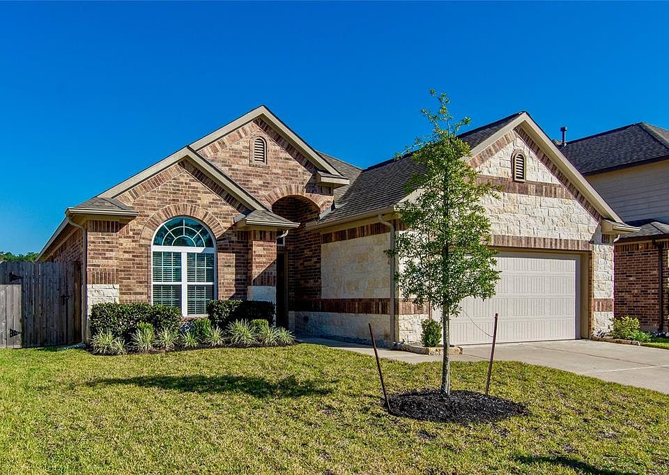 1st image of 21403 Hunter Hart Dr