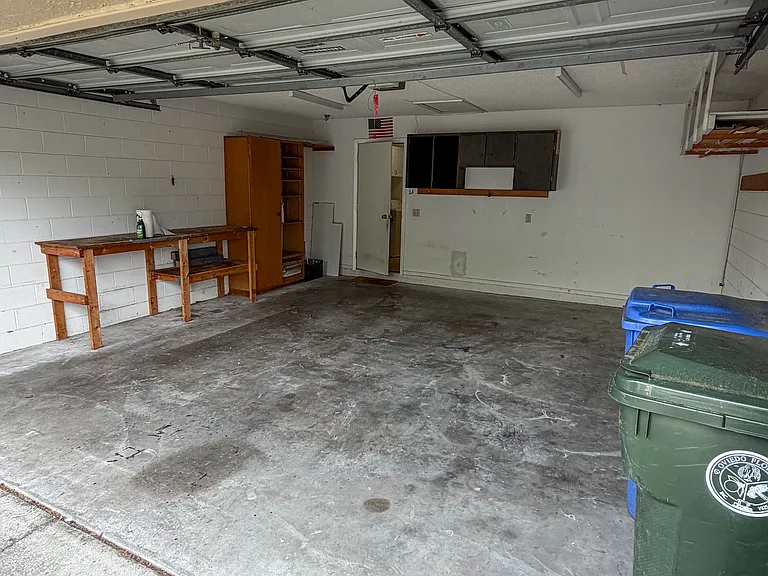 1001 Burnett St — Photo 9