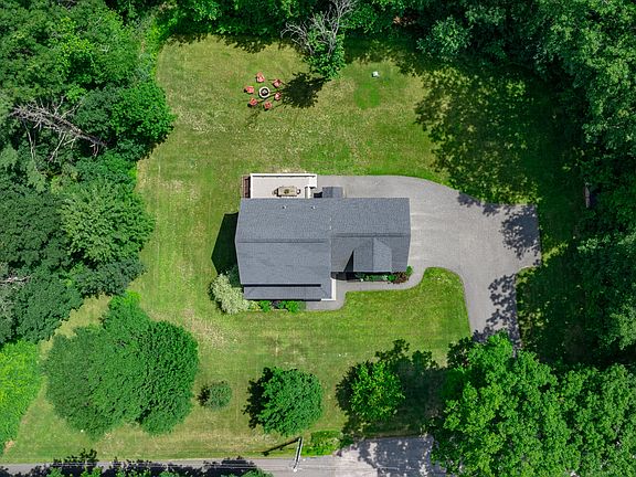 2nd image of 9 Whipple Lane