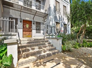 Cherokee Villas, Hollywood, CA 90028