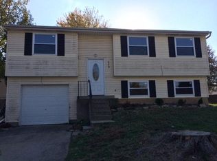 6218 Port Antonio Rd, Louisville, KY 40228