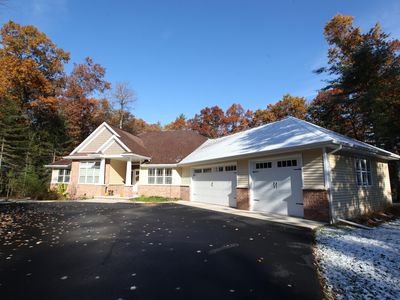 W1188 Countryside Ln, Marinette, WI, 54143