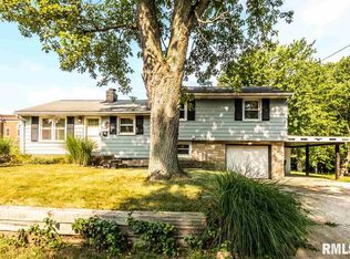 205 N High St, Washington, IL 61571