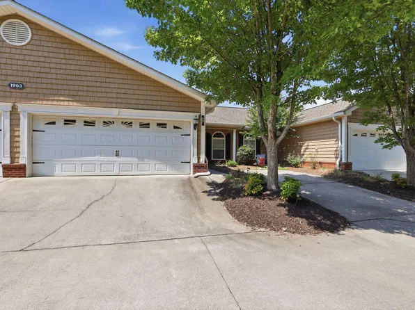 1903 N Summit Dr Unit 77, Dalton, GA 30721