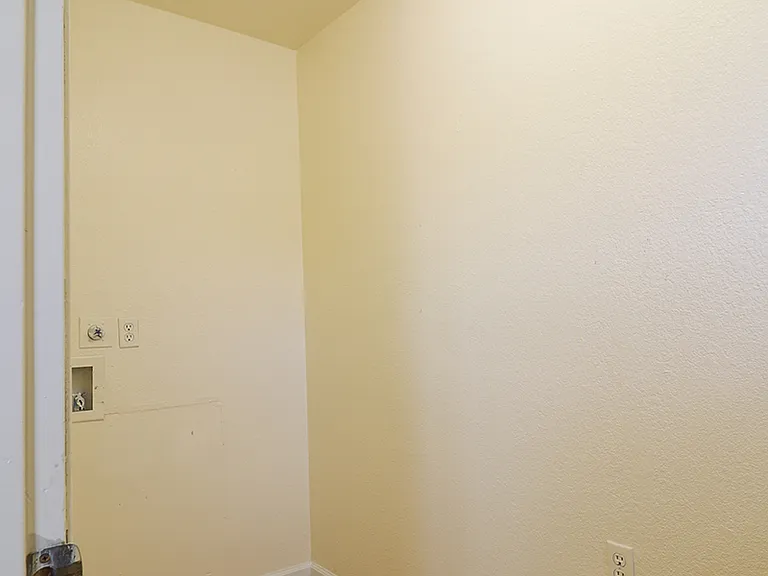 3635 Kindred Ave #D — Photo 16