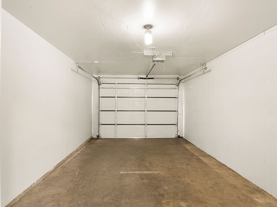 1st image of 186 E Shasta Ave #3B