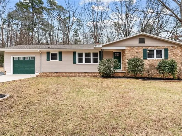2231 Lambert Dr, Asheboro, NC 27205