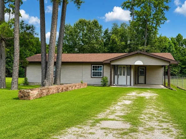 475 Chesser Dr, Vidor, TX 77662