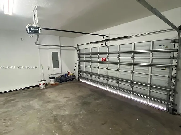 8843 W 34th Ave — Photo 32