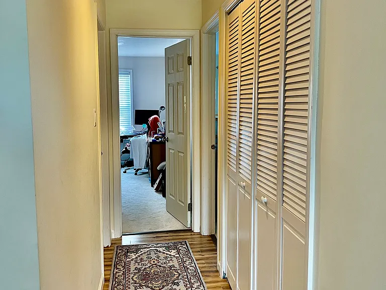 12936 Grays Pointe Rd #B — Photo 3