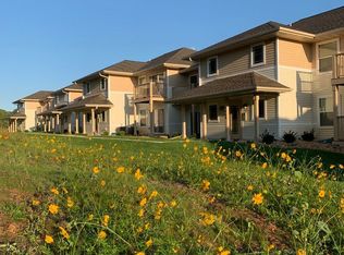 2884 Pleasant View Rd UNIT 202, Middleton, WI 53562