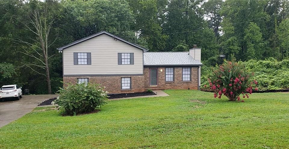 1st image of 73 Huff Dr