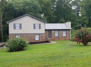 73 Huff Dr, Lawrenceville, GA 30044
