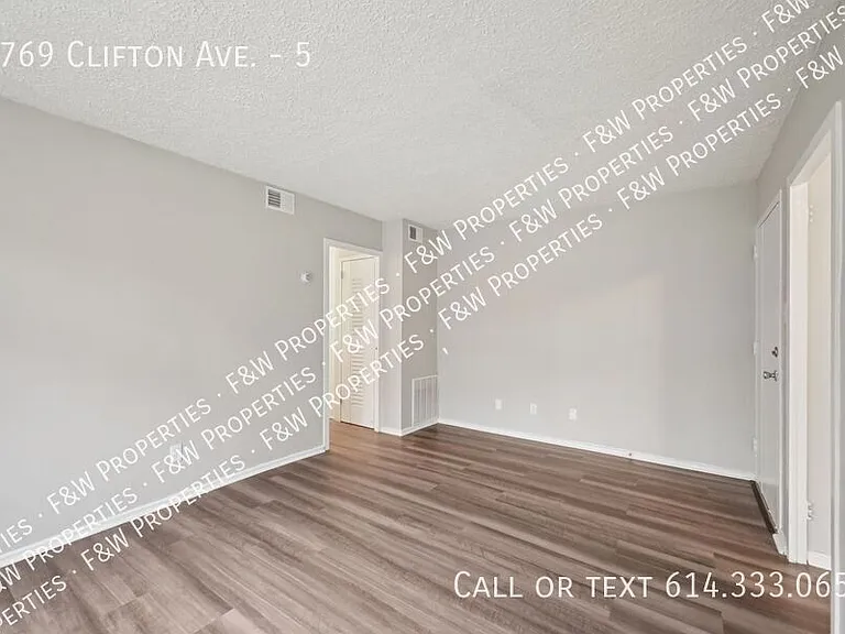 1769 Clifton Ave #5 — Photo 20