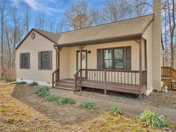 6320 Springside Dr, Powhatan, VA 23139