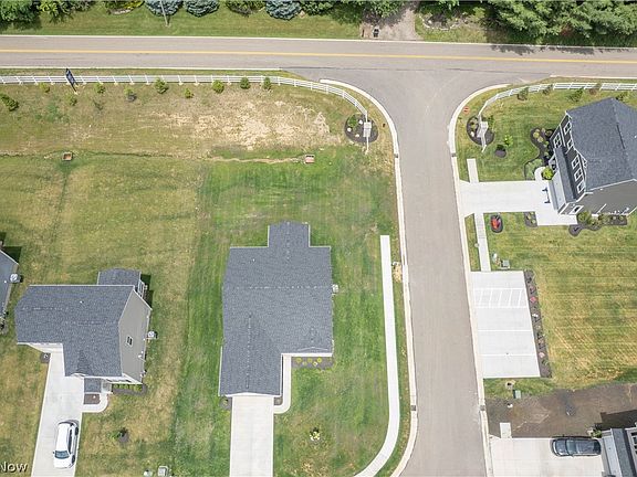 3rd image of 2655 Elkford Cir NE