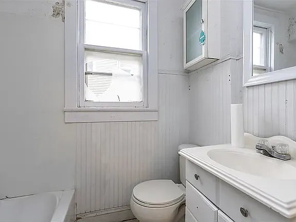 1316 Main St #1 — Photo 10