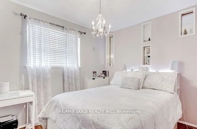 6 Monaco Ct — Photo 16