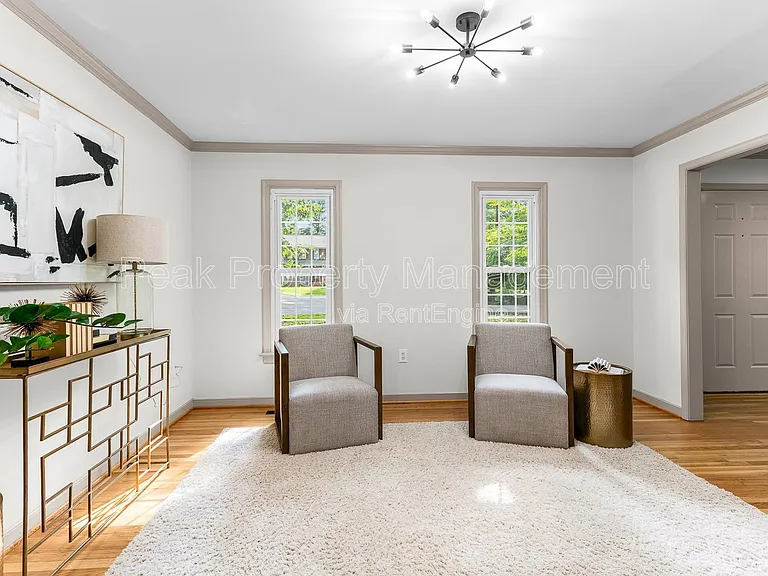 504 Winamack Ct — Photo 17