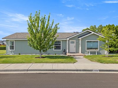 2566 Glen Briar Ln, Richland, WA, 99352