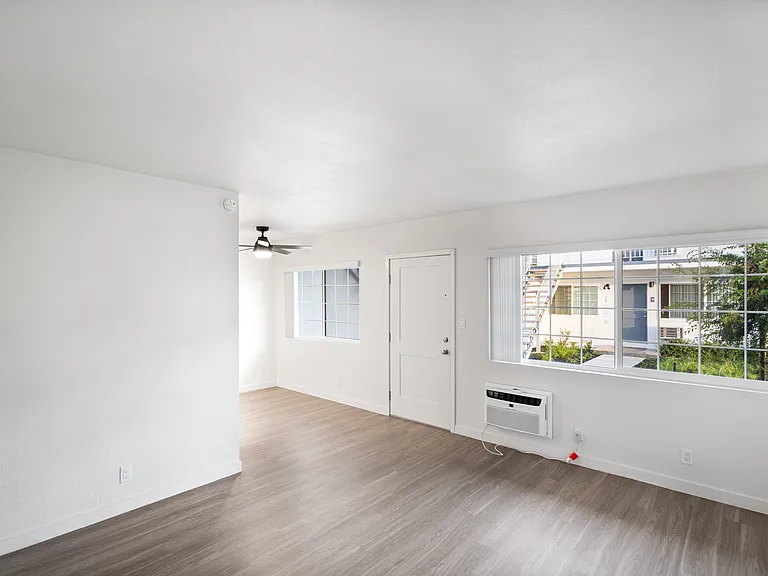 Ocean Pacific Apartment Homes — Photo 11