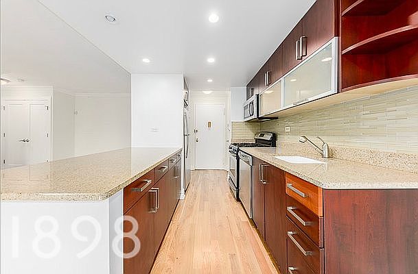 1st image of 120 W 97th St APT 11K