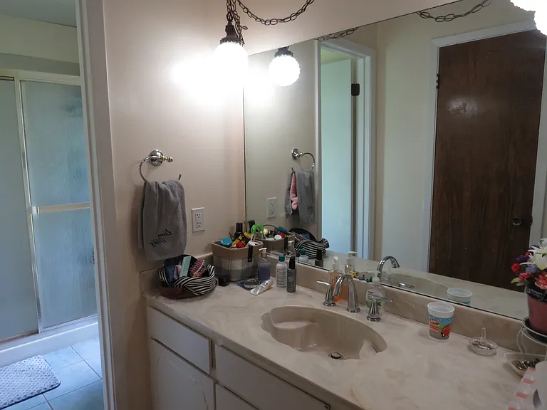 3308 Spring Valley Dr — Photo 22